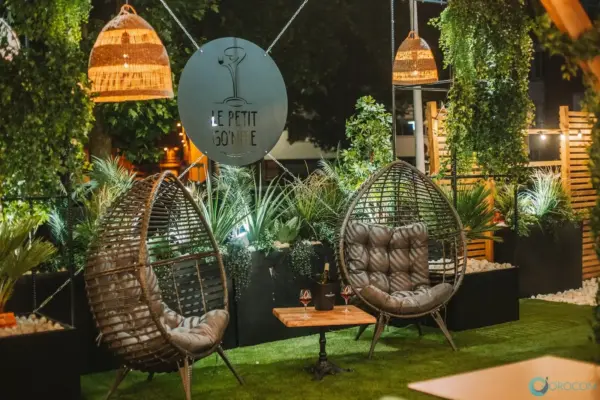 Hotel-et-restaurant-111